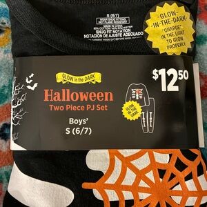 Halloween Glow-in-the-Dark Boys' Pajama Set - Black and orange new only open for